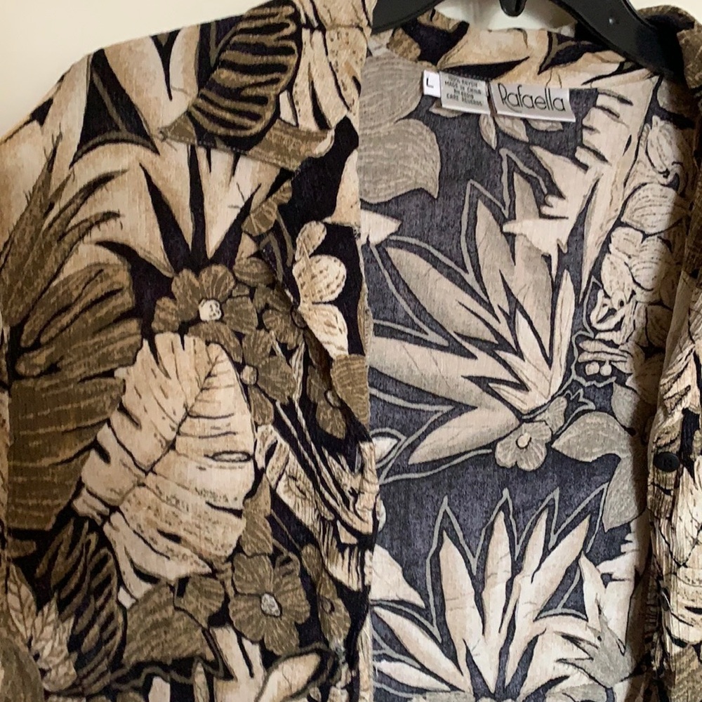 large vintage hawaiian shirt
